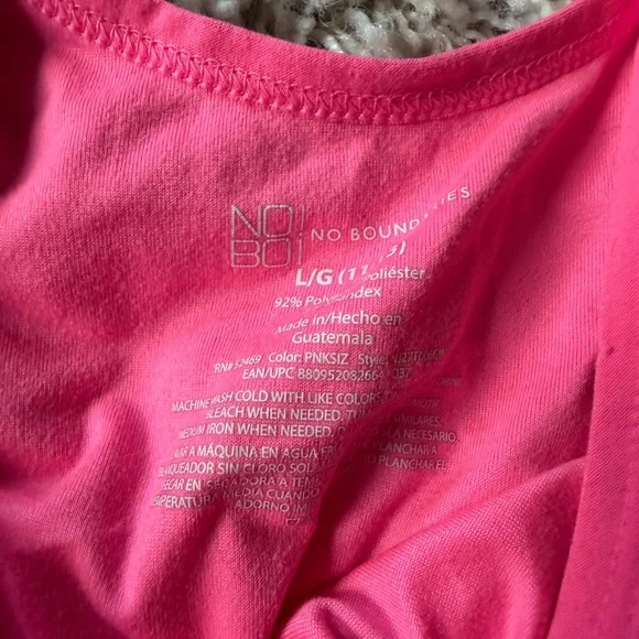 No Boundaries extra soft long women’s Bright Pink Tank Top - Picture 4 of 4